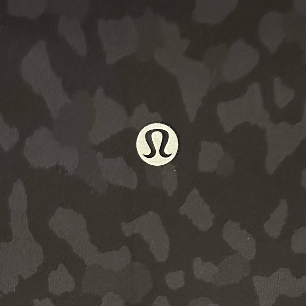 Lululemon Wunder Under Crop (High-Rise) 21"
Formation Camo Deep Coal Multi Sz 4 - Picture 4 of 6